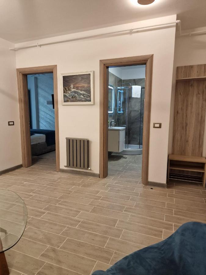 Livia Apartment Năvodari Exterior foto